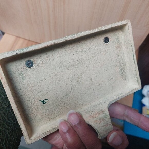 Vintage Hummingbird Iron Shelf Ledge Hook - Picture 5 of 5